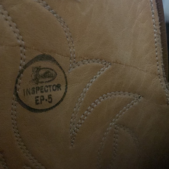 VINTAGE✨ JUSTIN WESTERN COWBOY BOOTS w/ ORNATE SCROLLING TOP DETAIL - Picture 13 of 14